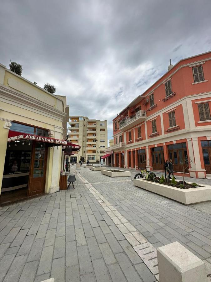 Central Charm Apartments Vlore Exterior photo